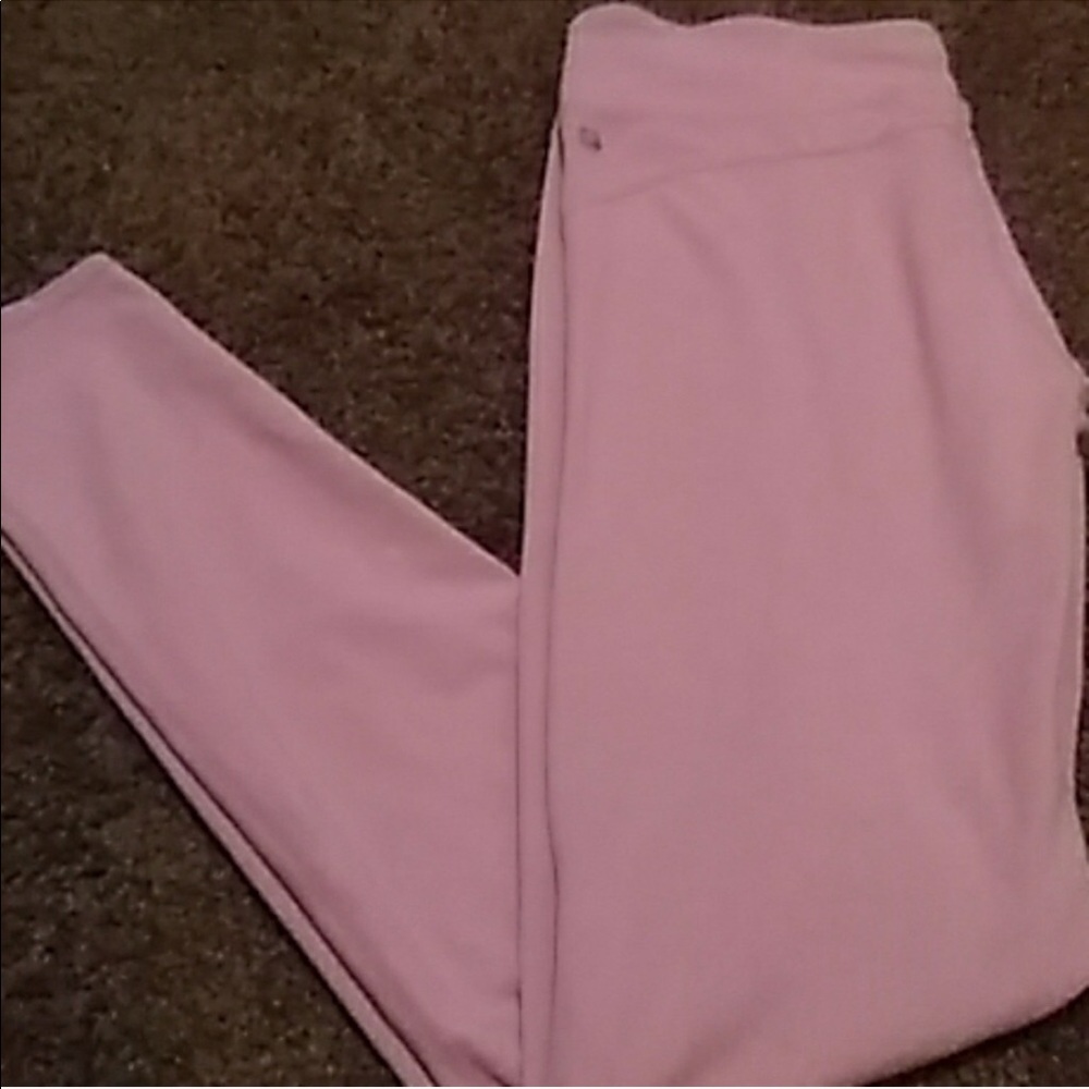 Pink fabletics leggings